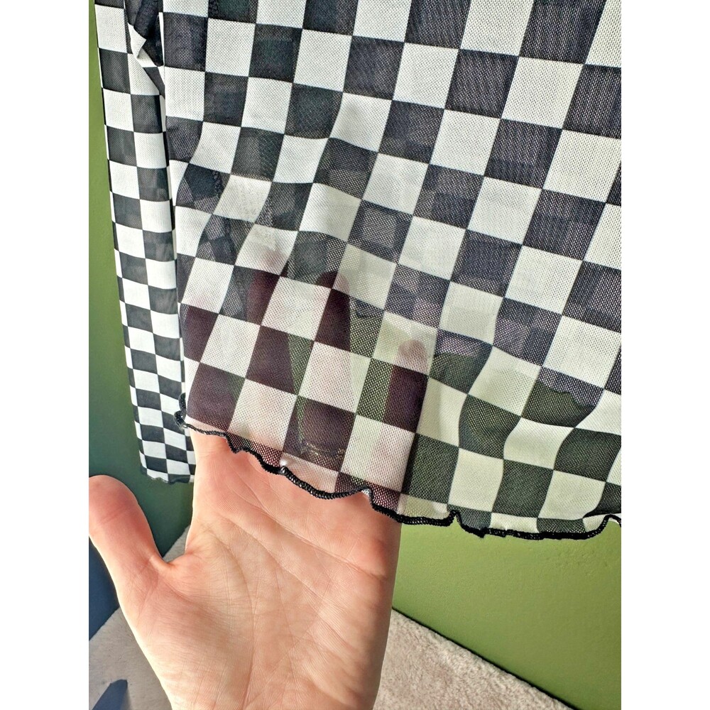 Black & white checkered women's sheer mock neck long sleeve crop top - Picture 3 of 6